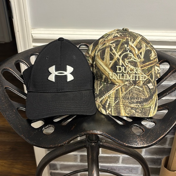 Men’s hat bundle ~ Ducks Unlimited & Under Armour - Picture 1 of 6